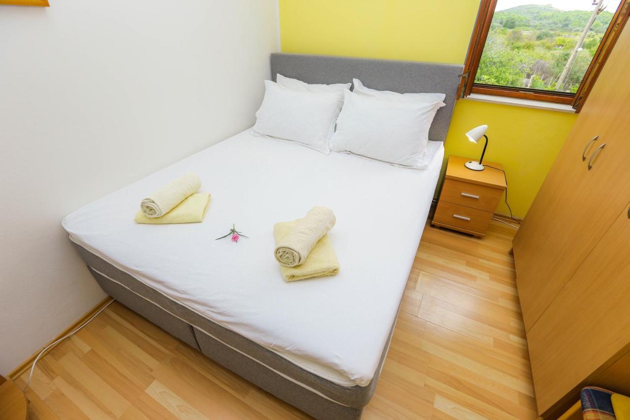 Apartments Maslina Božava エクステリア 写真