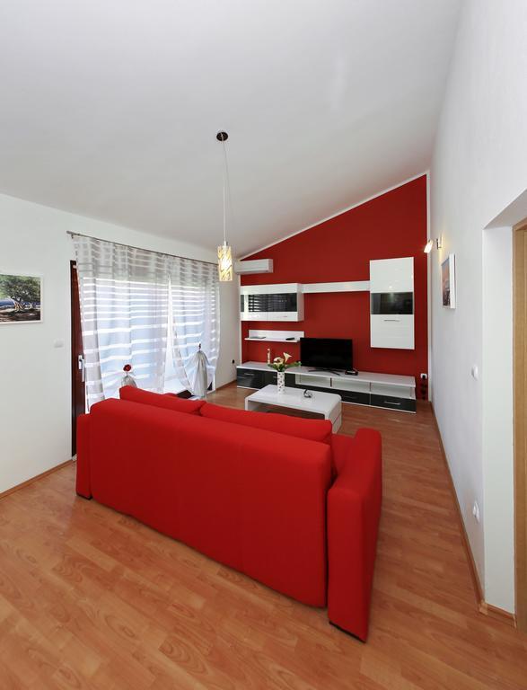 Apartments Maslina Božava エクステリア 写真