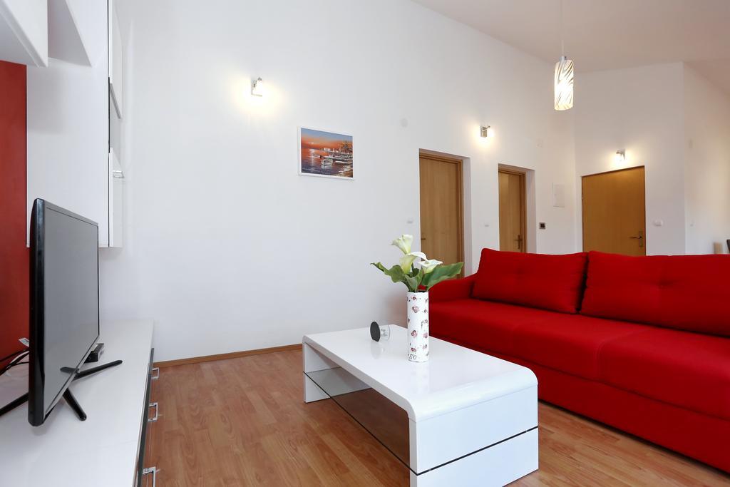 Apartments Maslina Božava エクステリア 写真