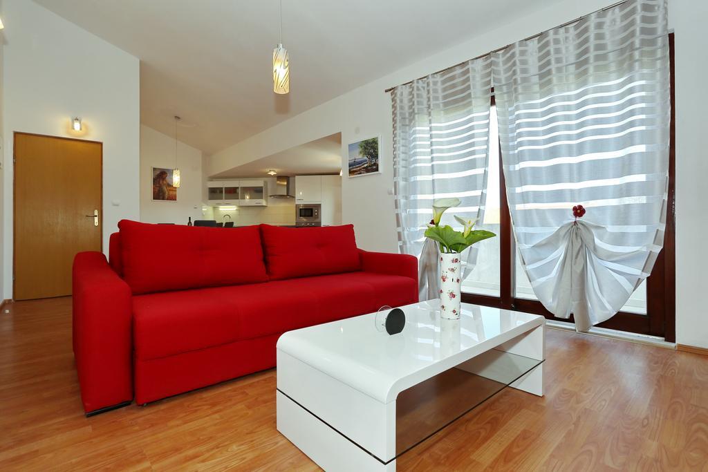 Apartments Maslina Božava エクステリア 写真