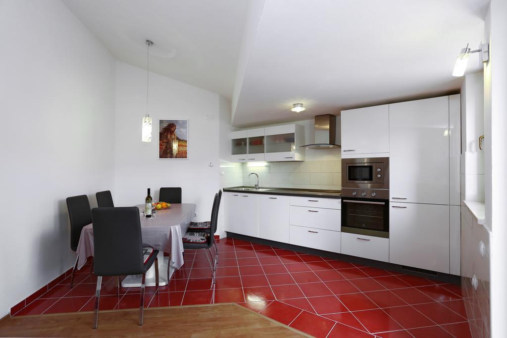 Apartments Maslina Božava エクステリア 写真